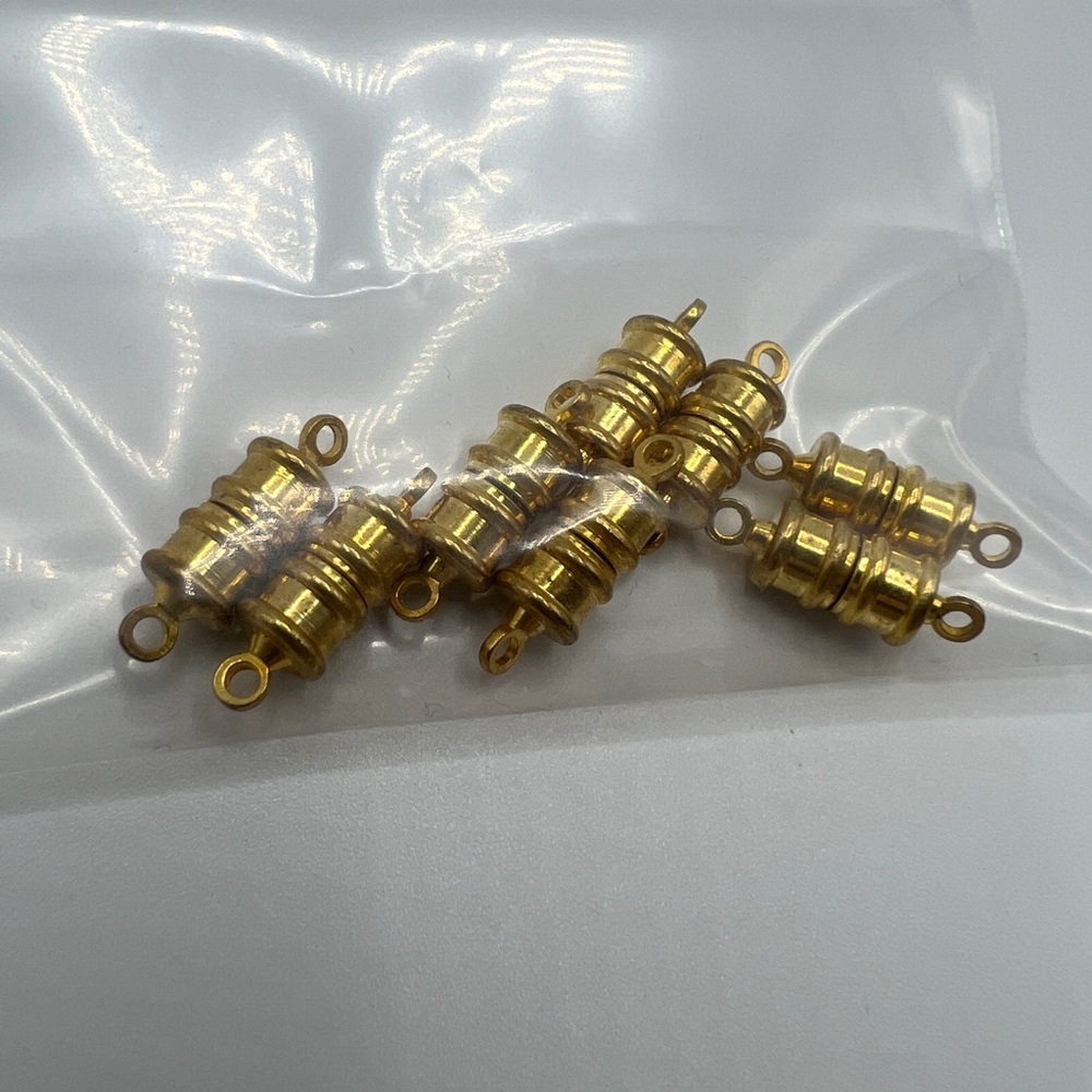 Gold Necklace Magnetic Clasps (8 Count)